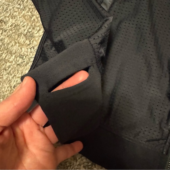 Lululemon Black Mesh Women's Zip-Up Jacket - Picture 3 of 8